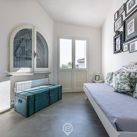 Villa Virago Porto Columbu - Perd'E Sali Exteriör bild
